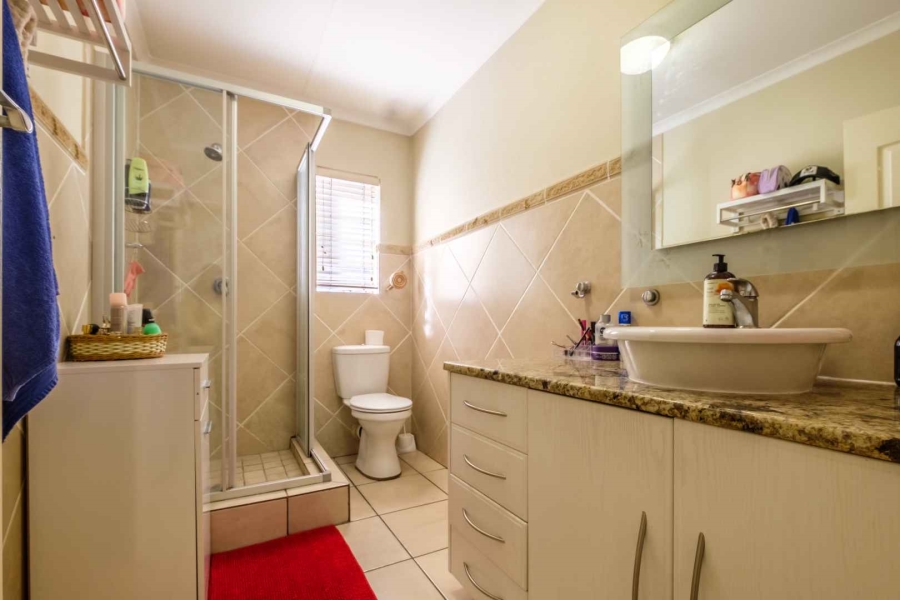 3 Bedroom Property for Sale in Bassonia Rock Gauteng