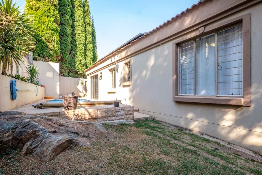 3 Bedroom Property for Sale in Bassonia Rock Gauteng