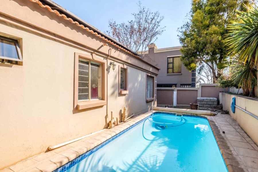 3 Bedroom Property for Sale in Bassonia Rock Gauteng