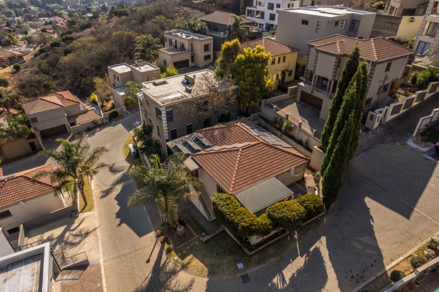 3 Bedroom Property for Sale in Bassonia Rock Gauteng