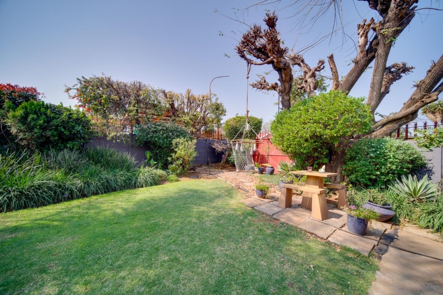 4 Bedroom Property for Sale in Verwoerdpark Gauteng