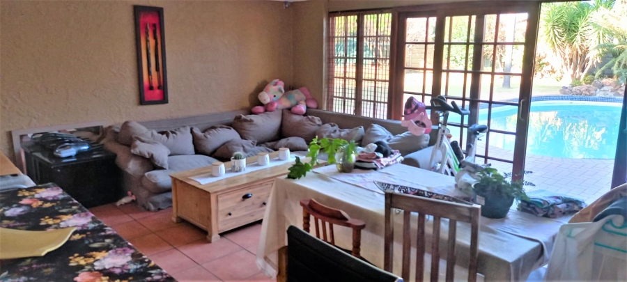 4 Bedroom Property for Sale in Brackenhurst Gauteng