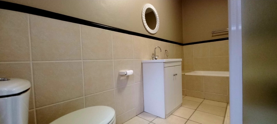 2 Bedroom Property for Sale in Meyersdal Gauteng