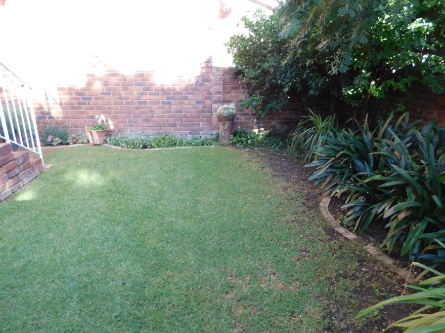 3 Bedroom Property for Sale in Brackenhurst Gauteng