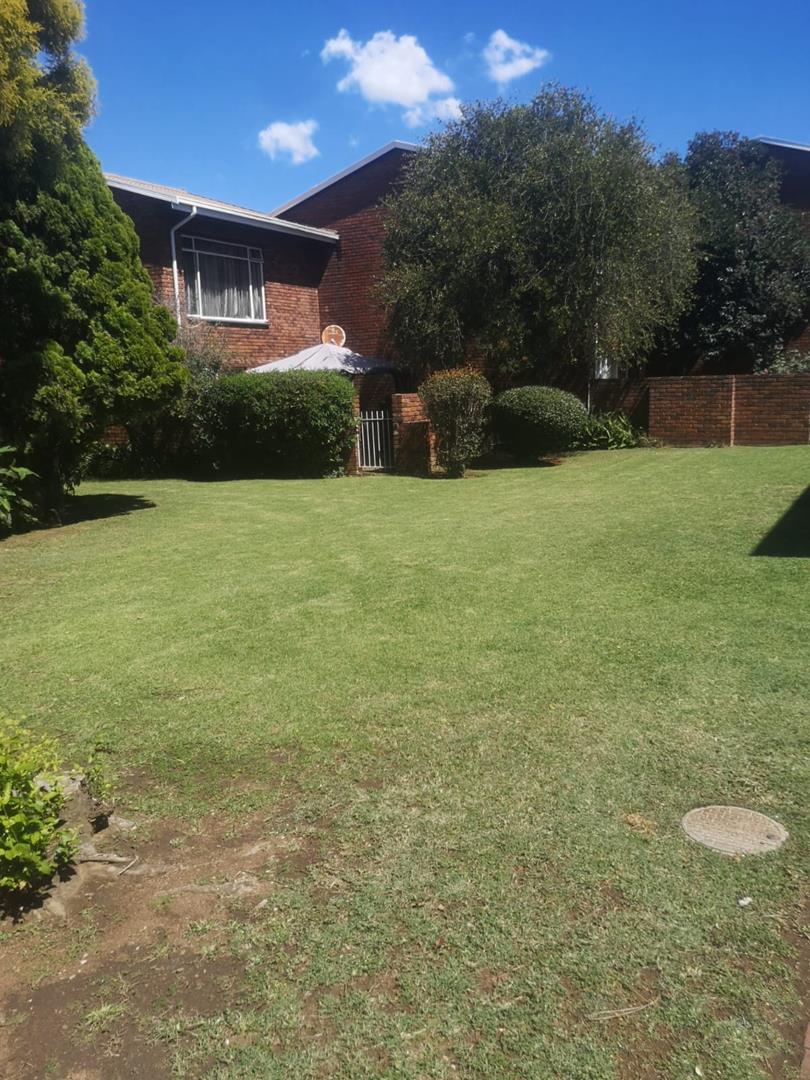 3 Bedroom Property for Sale in Brackenhurst Gauteng