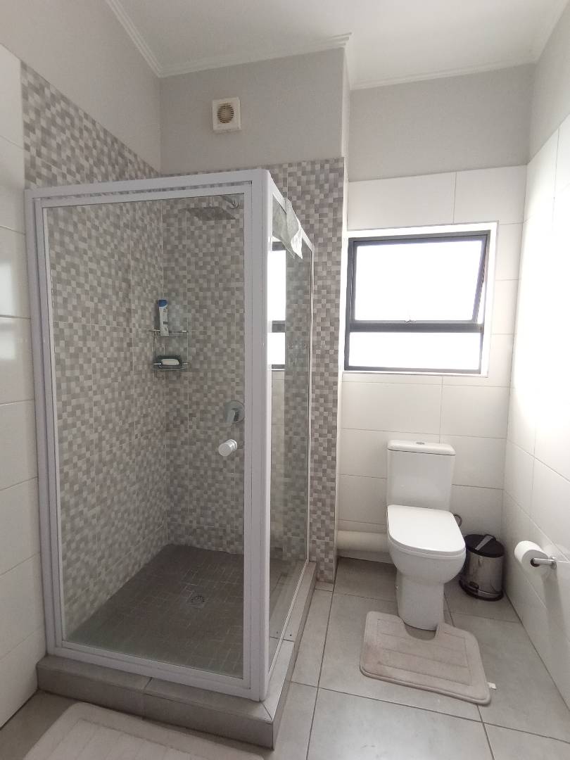 2 Bedroom Property for Sale in Glen Marais Gauteng