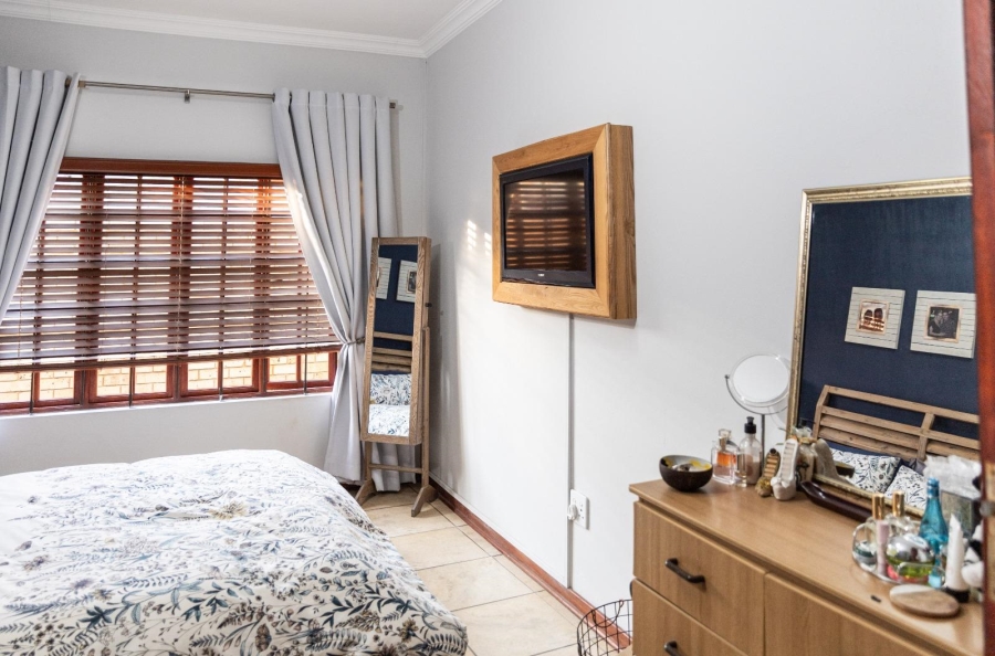 3 Bedroom Property for Sale in New Redruth Gauteng