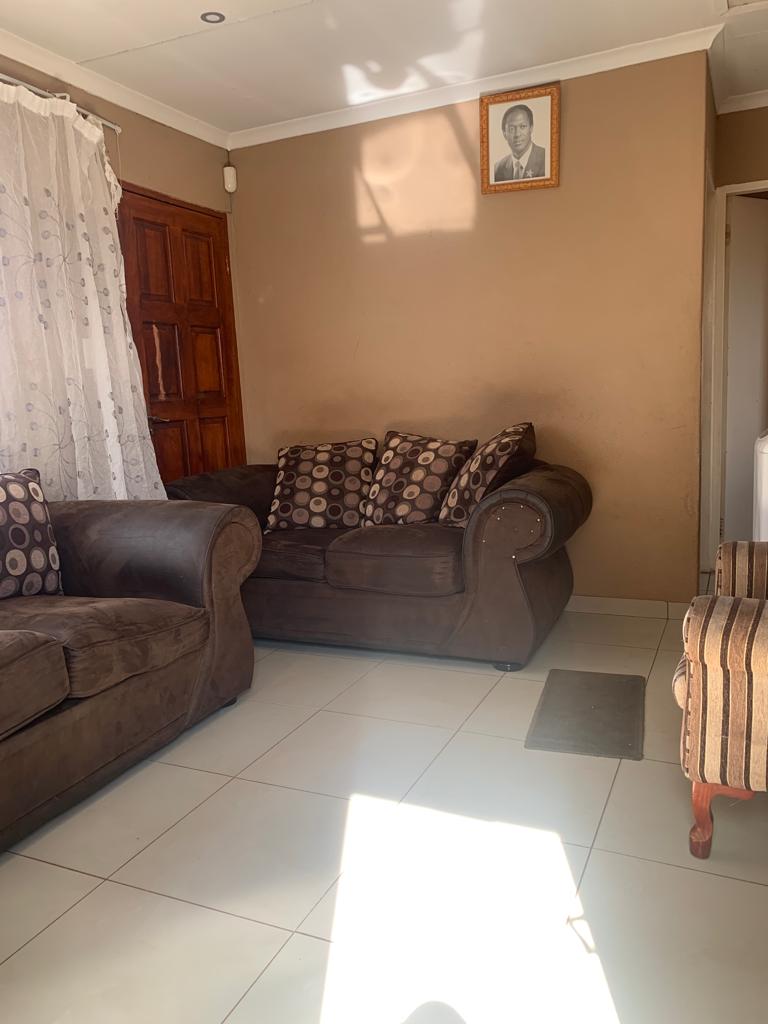 2 Bedroom Property for Sale in Protea Glen Gauteng