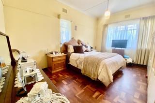 4 Bedroom Property for Sale in Mondeor Gauteng