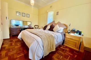4 Bedroom Property for Sale in Mondeor Gauteng