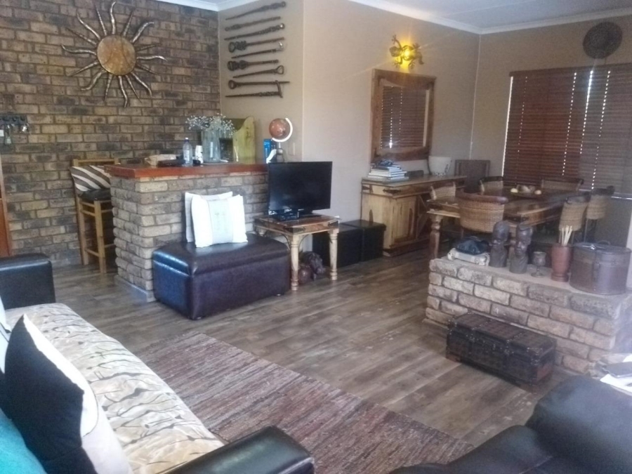 3 Bedroom Property for Sale in Glenvista Gauteng