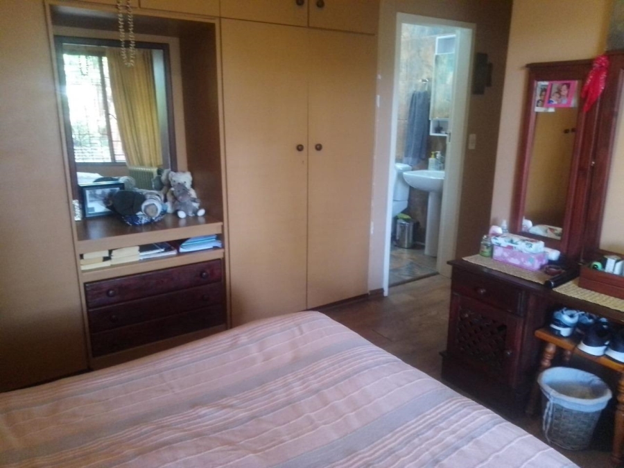 3 Bedroom Property for Sale in Glenvista Gauteng