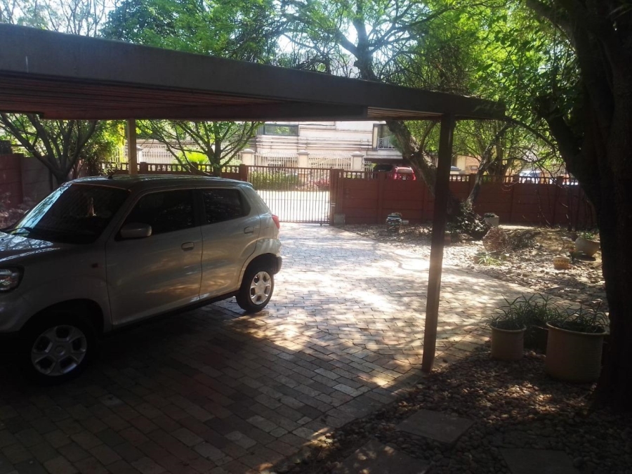 3 Bedroom Property for Sale in Glenvista Gauteng