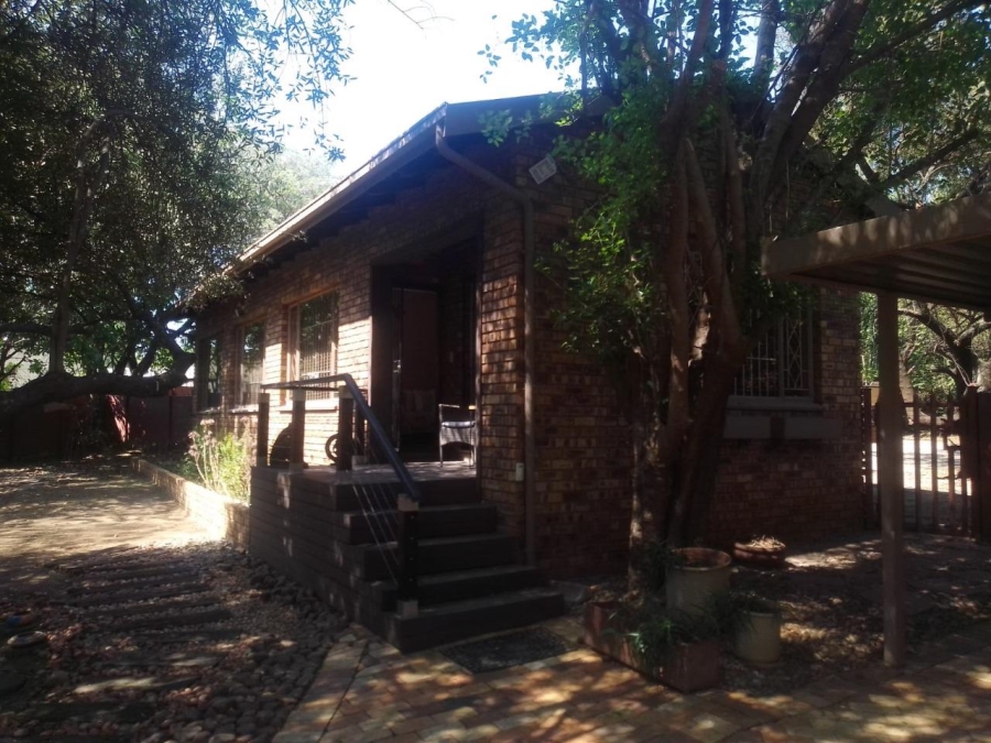 3 Bedroom Property for Sale in Glenvista Gauteng