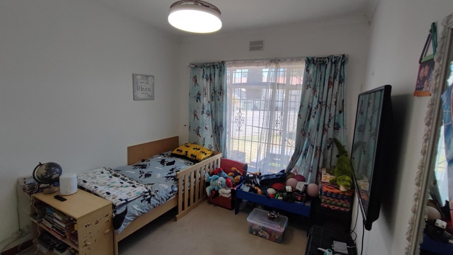 7 Bedroom Property for Sale in Brackenhurst Gauteng