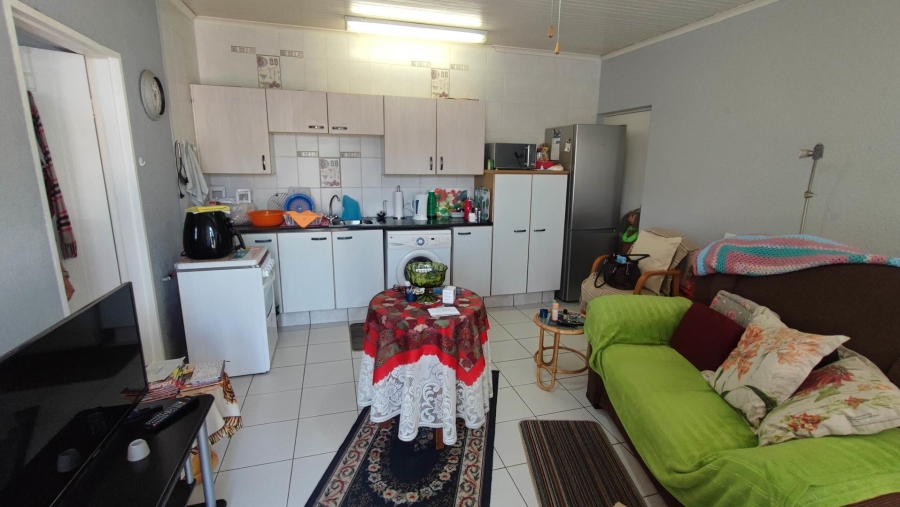 7 Bedroom Property for Sale in Brackenhurst Gauteng