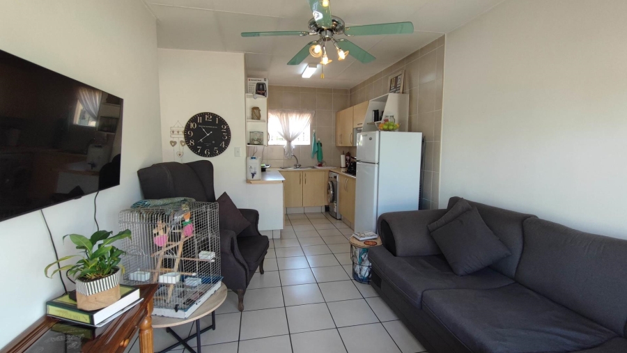 7 Bedroom Property for Sale in Brackenhurst Gauteng