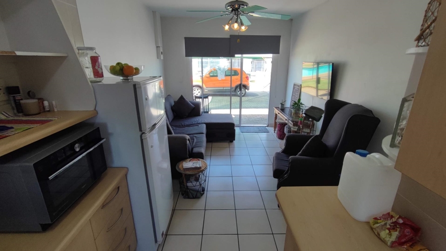 7 Bedroom Property for Sale in Brackenhurst Gauteng