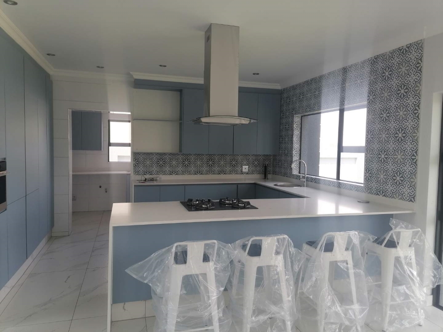 4 Bedroom Property for Sale in Helderwyk Gauteng