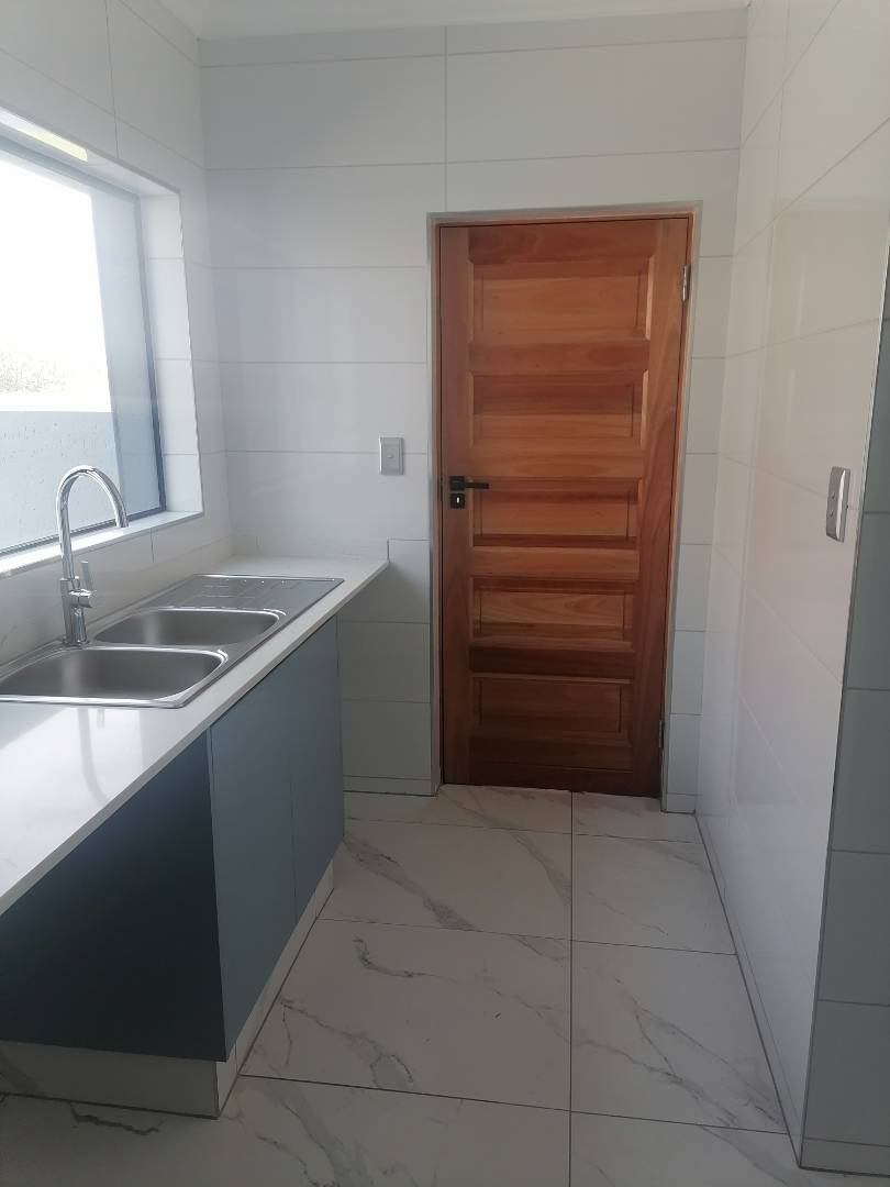 4 Bedroom Property for Sale in Helderwyk Gauteng