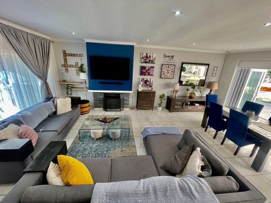 4 Bedroom Property for Sale in Brackenhurst Gauteng