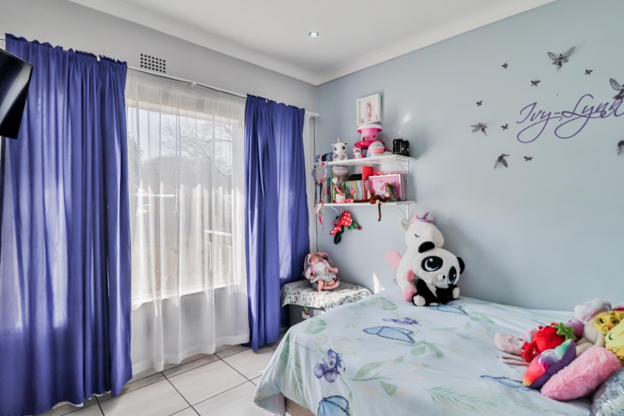 4 Bedroom Property for Sale in Brackenhurst Gauteng