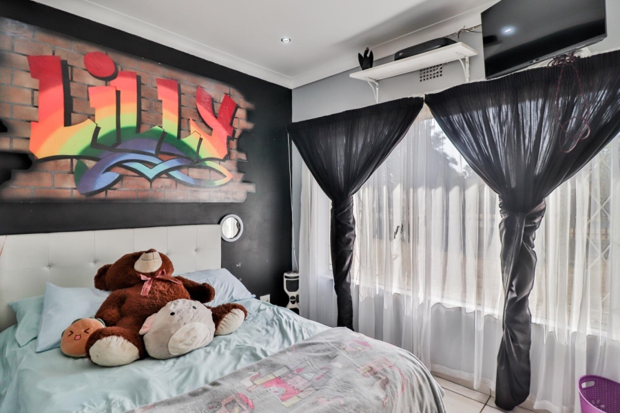 4 Bedroom Property for Sale in Brackenhurst Gauteng