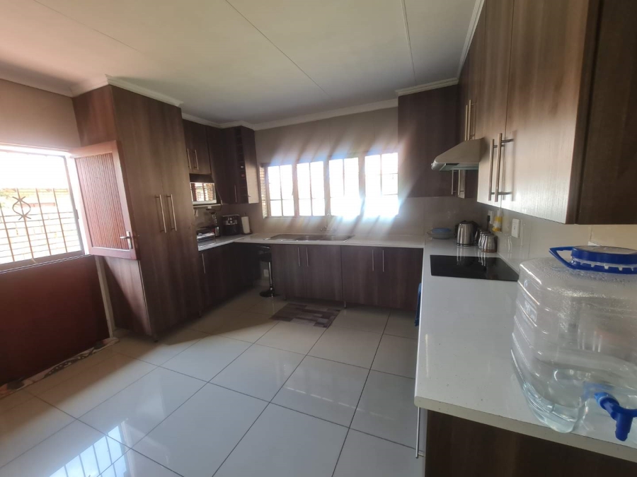3 Bedroom Property for Sale in New Market Gauteng