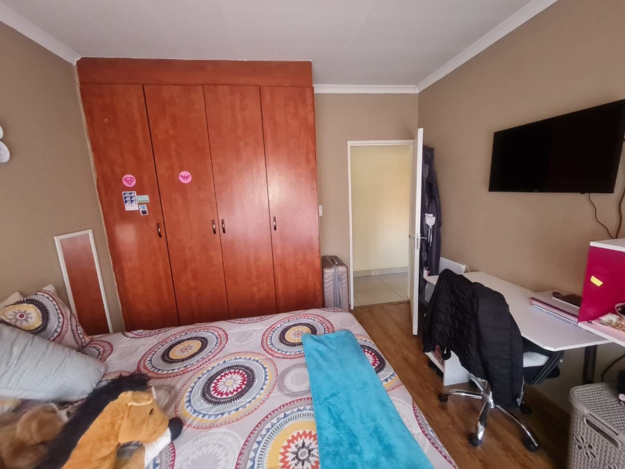 3 Bedroom Property for Sale in New Market Gauteng
