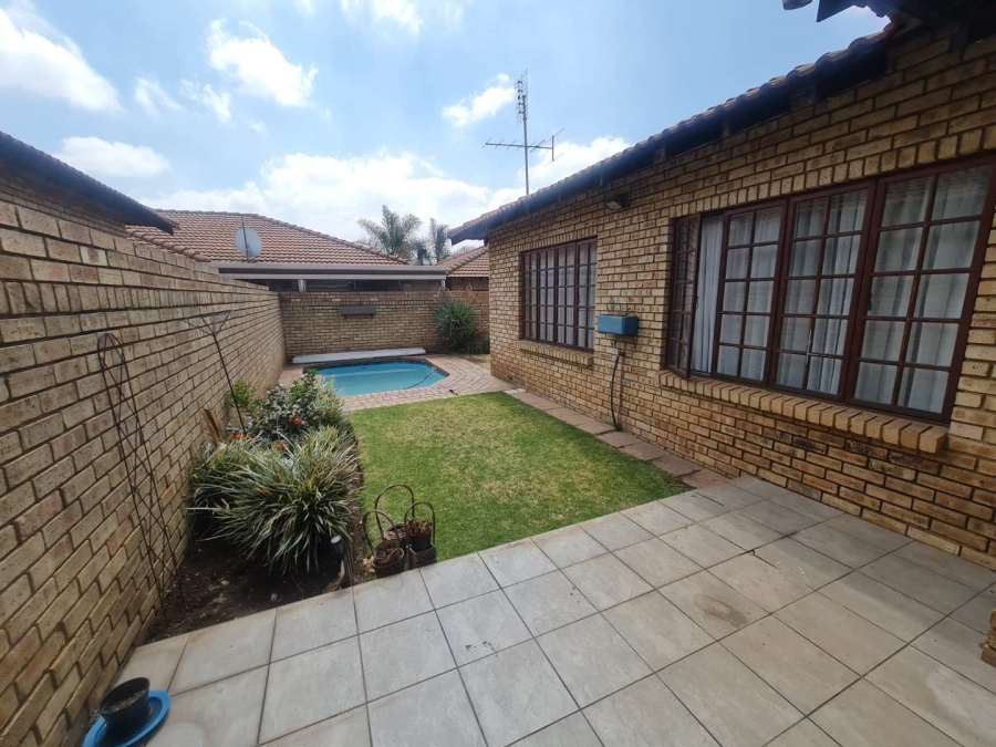3 Bedroom Property for Sale in New Market Gauteng