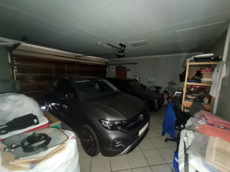 3 Bedroom Property for Sale in New Market Gauteng