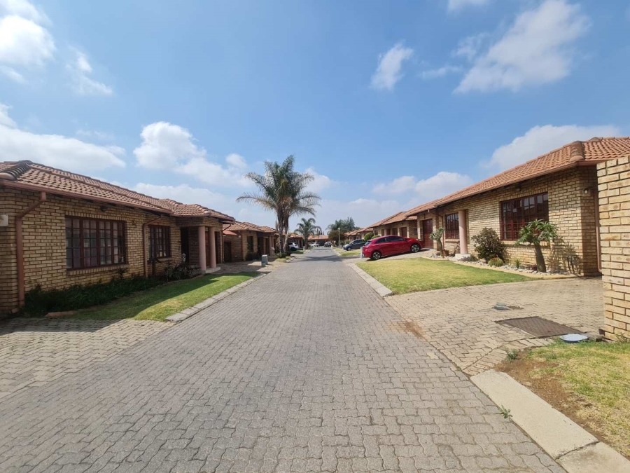 3 Bedroom Property for Sale in New Market Gauteng