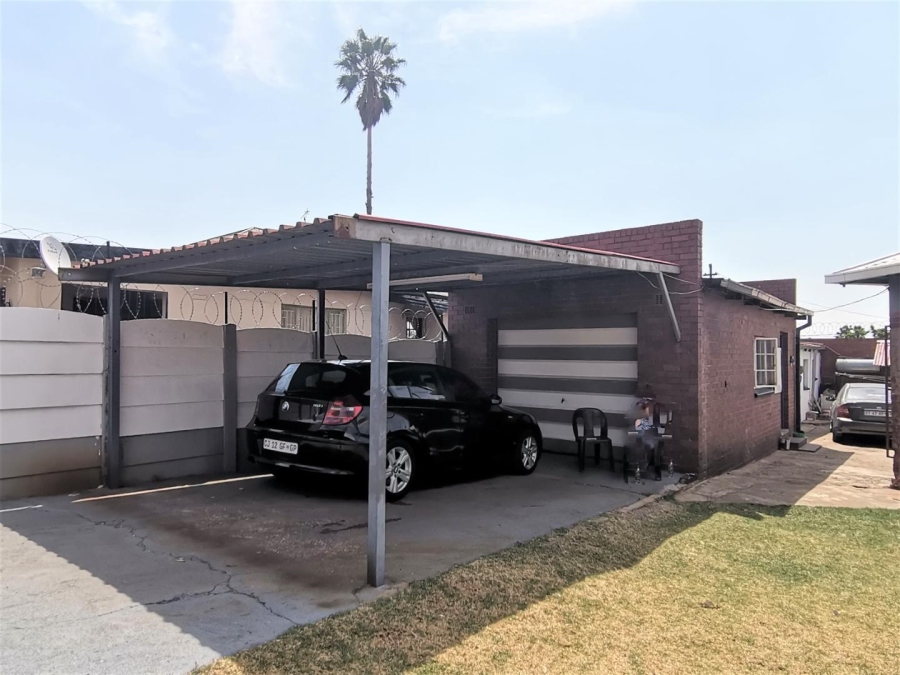 3 Bedroom Property for Sale in South Hills Gauteng