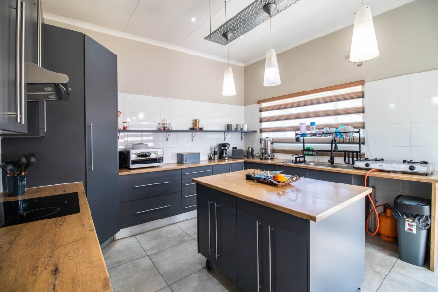 3 Bedroom Property for Sale in Benoni West Gauteng