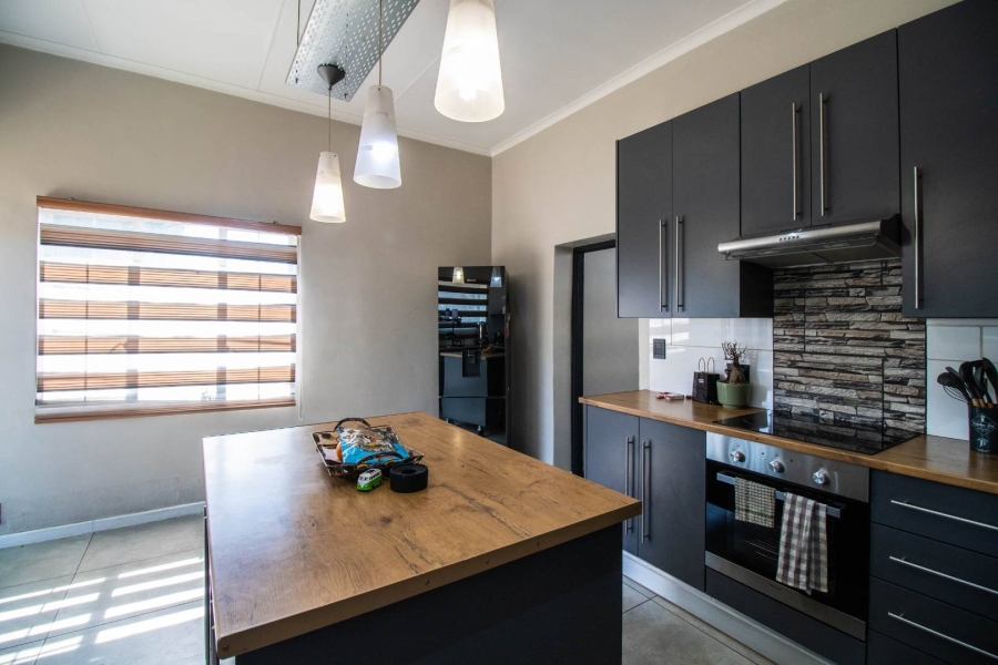 3 Bedroom Property for Sale in Benoni West Gauteng