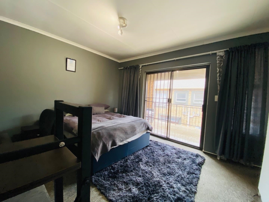 To Let 3 Bedroom Property for Rent in Wilgeheuwel Gauteng