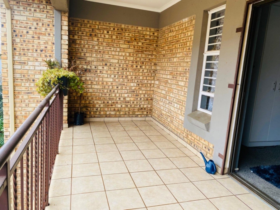 To Let 3 Bedroom Property for Rent in Wilgeheuwel Gauteng