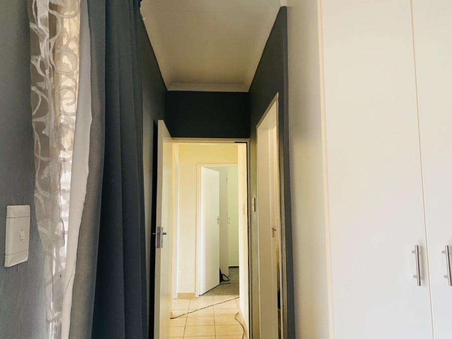 To Let 3 Bedroom Property for Rent in Wilgeheuwel Gauteng