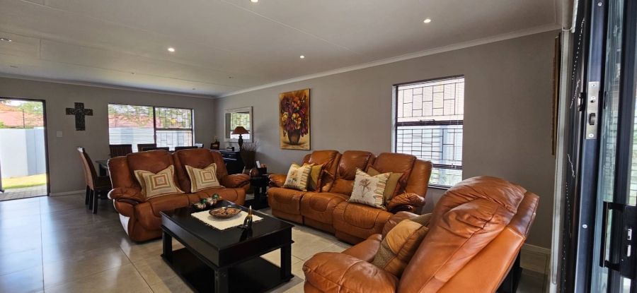 3 Bedroom Property for Sale in Brackenhurst Gauteng