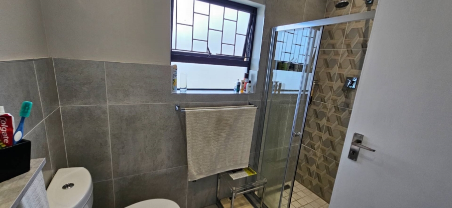 3 Bedroom Property for Sale in Brackenhurst Gauteng