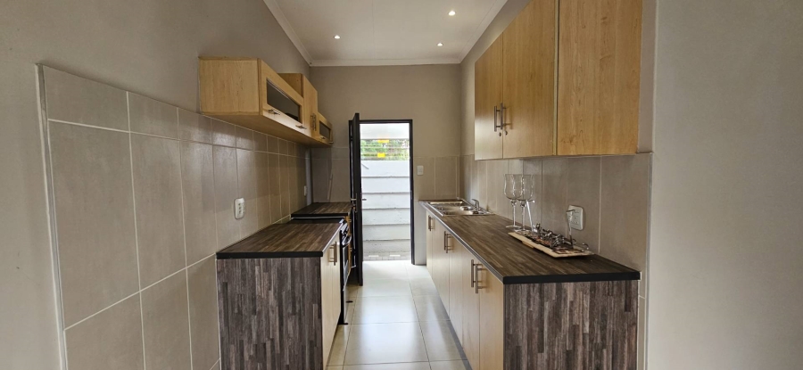 3 Bedroom Property for Sale in Brackenhurst Gauteng