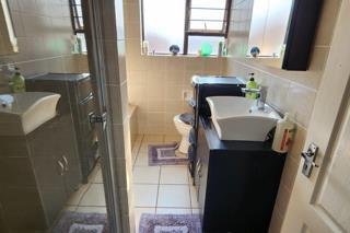 2 Bedroom Property for Sale in Winchester Hills Gauteng