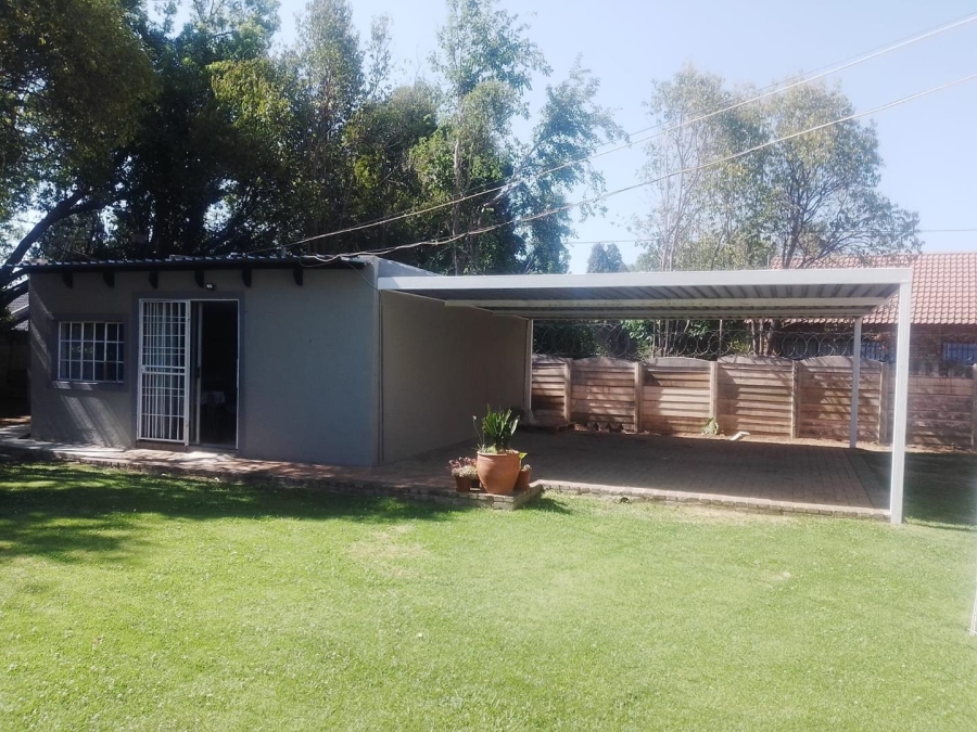 3 Bedroom Property for Sale in Kibler Park Gauteng