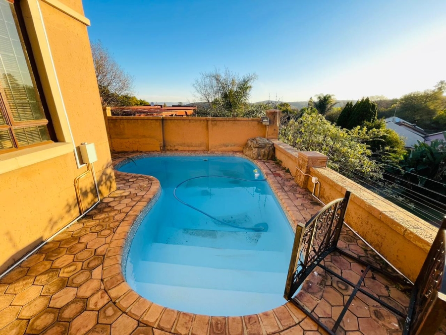3 Bedroom Property for Sale in Mulbarton Gauteng