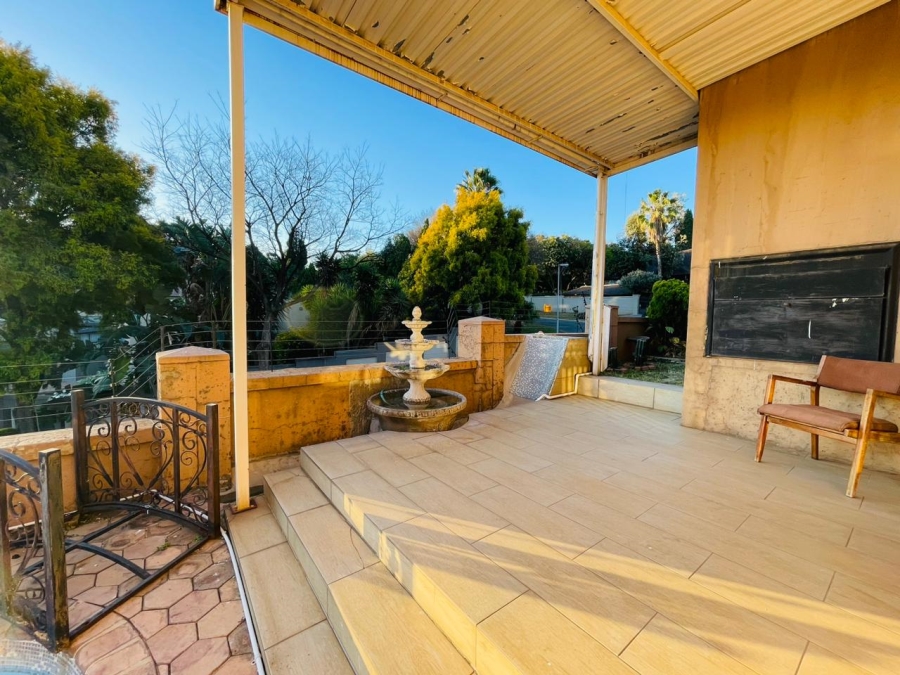 3 Bedroom Property for Sale in Mulbarton Gauteng