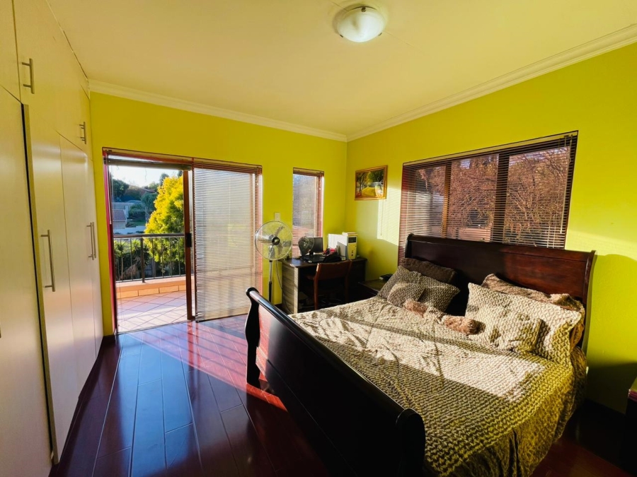 3 Bedroom Property for Sale in Mulbarton Gauteng