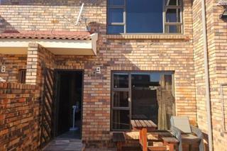 2 Bedroom Property for Sale in New Redruth Gauteng