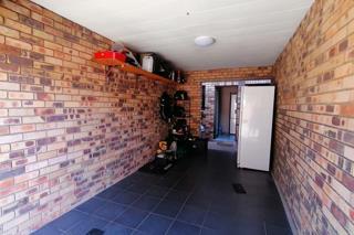 2 Bedroom Property for Sale in New Redruth Gauteng