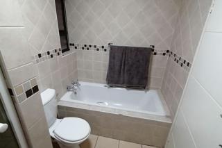 2 Bedroom Property for Sale in New Redruth Gauteng