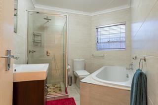 3 Bedroom Property for Sale in Meyersdal Gauteng
